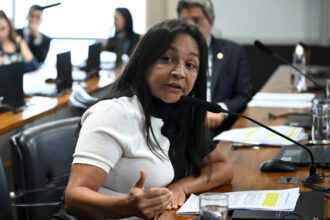 comissao-do-senado-aprova-pec-que-acaba-com-aposentadoria-compulsoria-como-punicao-para-juizes