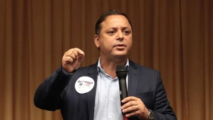 rodrigo-neves-ataca-castro-e-defende-diretas:-‘destruiram-o-estado’;-video