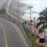 ciclovia-tim-maia-e-reaberta-apos-interdicao-por-ressaca-na-orla-do-rio
