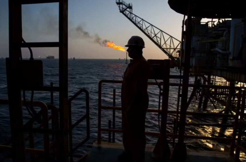 preco-do-petroleo-cai-abaixo-de-us$-100-com-tregua-no-oriente-medio