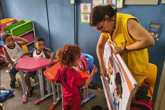 pse-leva-projetos-ao-ciep-do-parque-aurora-pelo-prefeitura-em-acao