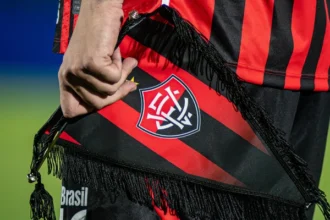 vitoria-encaminha-contratacao-definitiva-de-defensor-junto-a-gigante-do-brasileirao-–-esporte-news-mundo