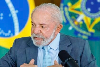 lula-envia-ao-congresso-projeto-de-lei-pelo-fim-da-escala-6×1