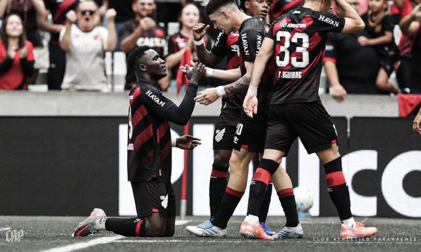 athletico-supera-a-chapecoense-e-se-mantem-na-parte-de-cima-da-tabela