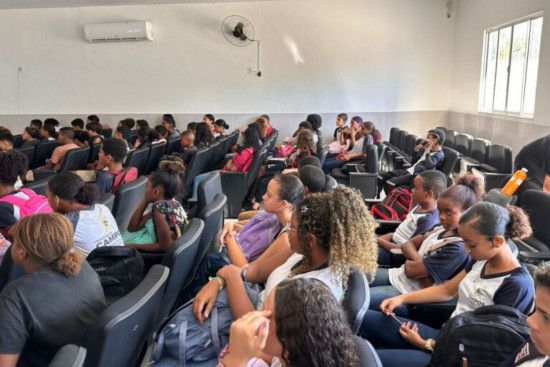 palestra-sobre-educacao-digital-e-midiatica-na-escola-29-de-maio