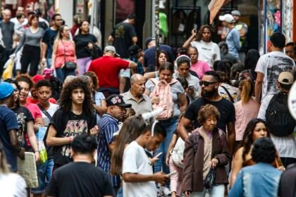 populacao-no-brasil-cresce-em-ritmo-menor-e-esta-envelhecendo