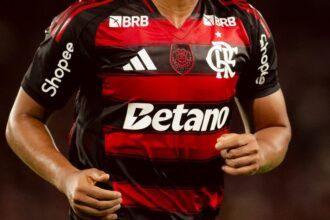 flamengo-acerta-contratacao-de-volante-por-tres-anos-–-esporte-news-mundo
