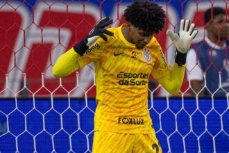 torcedores-da-portuguesa-sao-indiciados-por-injuria-racial-contra-hugo-souza-–-esporte-news-mundo