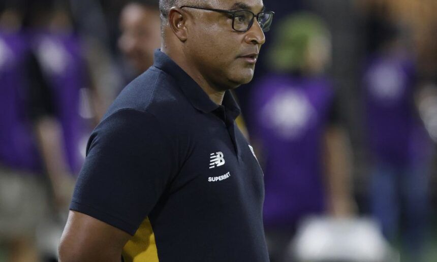 roger-machado-explica-ausencia-de-lateral-nos-ultimos-jogos-do-sao-paulo-–-esporte-news-mundo