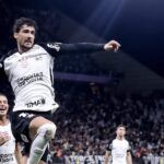 corinthians-evolui-com-diniz,-engrena-na-libertadores-e-ganha-confianca