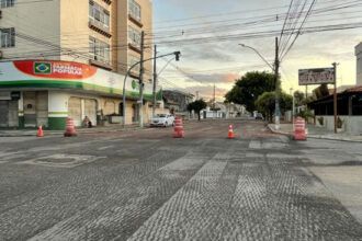 asfalto-na-porta:-rua-doutor-beda-recebe-nova-pavimentacao