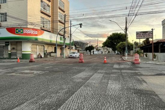 asfalto-na-porta:-rua-doutor-beda-recebe-nova-pavimentacao
