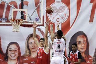 equipe-da-nbr-campos-disputa-jogo-contra-a-equipe-do-flamengo-neste-sabado