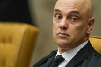 moraes-aumenta-restricao-para-voos-de-drones-na-casa-de-bolsonaro