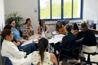 secretaria-de-educacao-reune-comissao-para-atualizacao-do-regime-interno