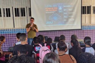 cidadania-21-leva-palestra-sobre-cyberbullying-para-alunos-da-rede-municipal