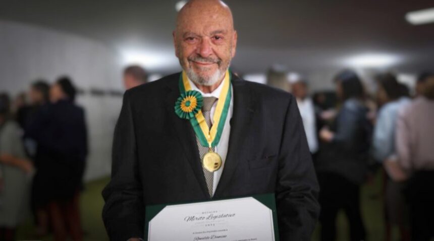 secretario-de-saude-do-rj-sera-ronaldo-damiao,-anuncia-couto