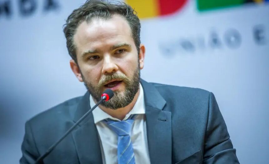 desenrola-2.0:-programa-do-governo-lula-promete-desconto-de-ate-90%-em-dividas