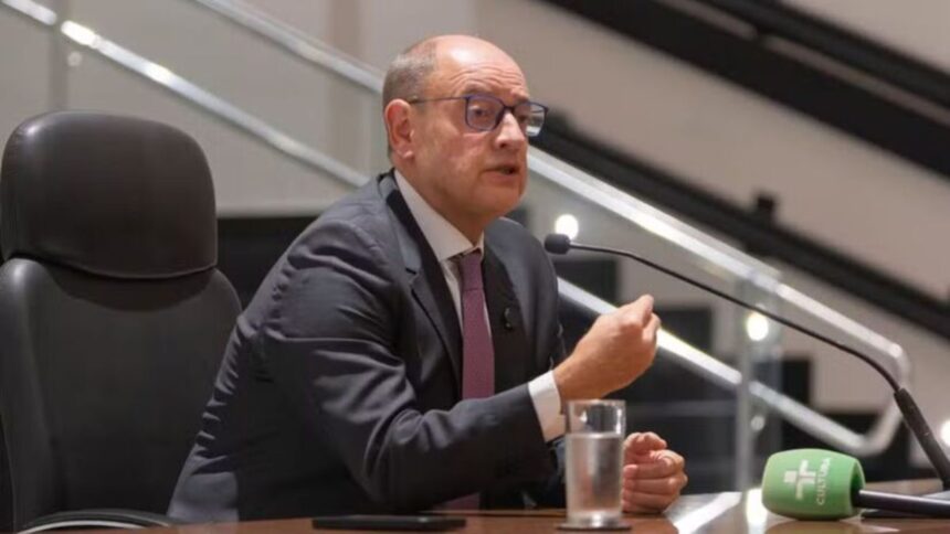 ricardo-couto-promove-‘strike’-e-derruba-ultimos-nomes-ligados-a-castro-que-estavam-no-governo