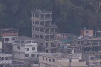 predio-de-7-andares-em-comunidade-do-leblon-acende-alerta-sobre-expansao-vertical-e-impacto-ambiental