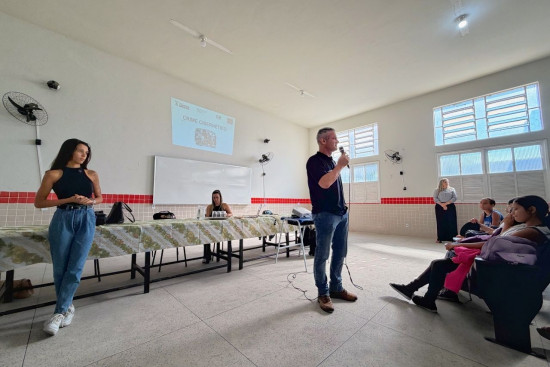 educacao-digital:-alunos-do-cemstiac-participam-do-projeto-cidadania-21