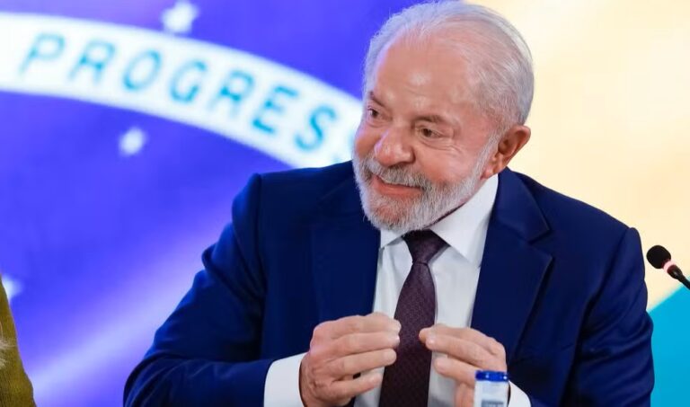 video-–-lula-defende-fim-da-escala-6×1-em-evento-com-empresarios:-“nao-fiquem-assustados”