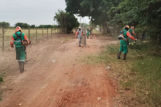 oitenta-toneladas-de-lixo-retiradas-nos-primeiros-dias-de-mutirao-no-aldeia-e-ururai