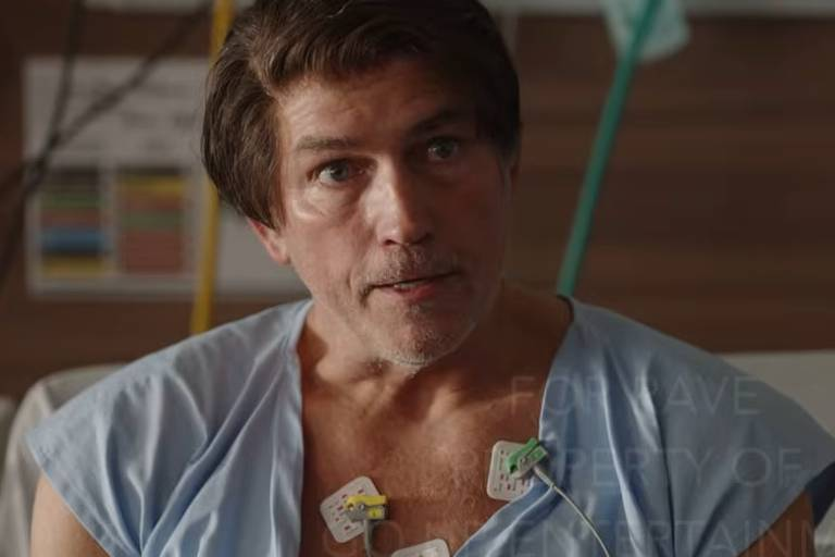 ator-que-fez-bolsonaro-em-“dark-horse”-tinha-medo-de-facada-real-e-abandonou-filme-no-final