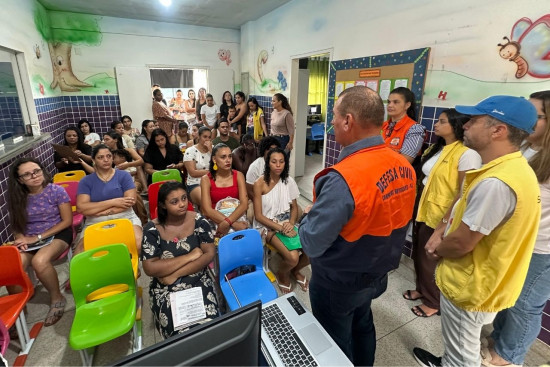 defesa-civil-participa-de-acao-em-parceria-com-saude-e-educacao-na-creche-irma-dulce