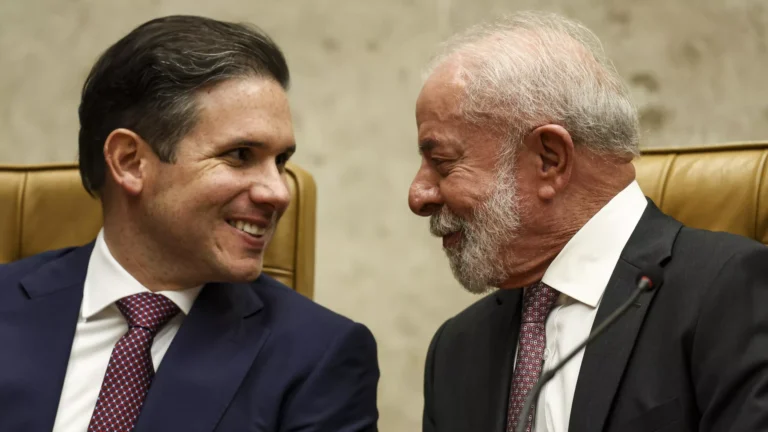 fim-da-escala-6×1-avanca-e-lula-negocia-com-hugo-motta-transicao-ate-2029