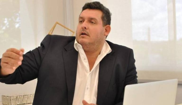 pediu-pra-sair:-marqueteiro-de-flavio-bolsonaro-pede-demissao-apos-escandalo-com-vorcaro