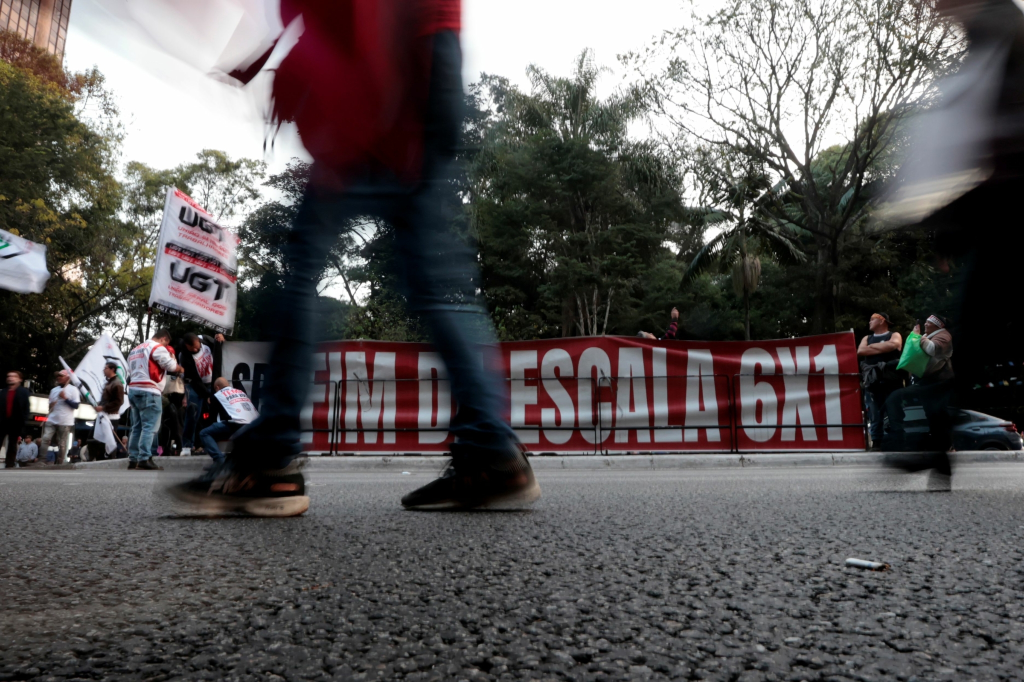 pl-assume-papel-de-vilao-contra-fim-da-6×1-para-desviar-foco-do-escandalo-flavio-vorcaro