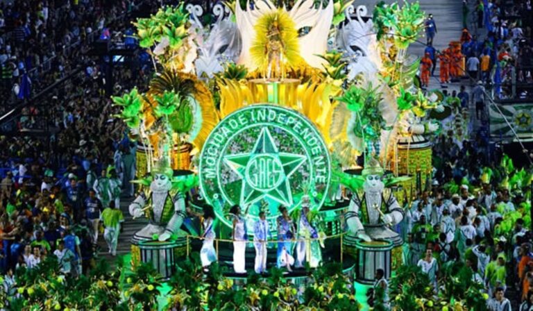 mocidade-anuncia-enredo-sobre-america-latina-e-promete-desfile-politico-no-carnaval-2027