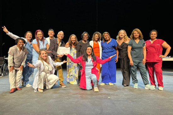 stand-up-“entre-plantoes-e-emocoes”-ganha-nova-apresentacao-no-teatro-de-bolso