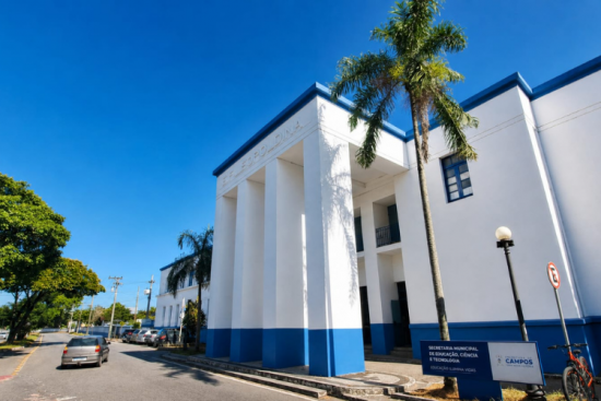efem-vira-lei-e-e-institucionalizada-como-escola-de-governo
