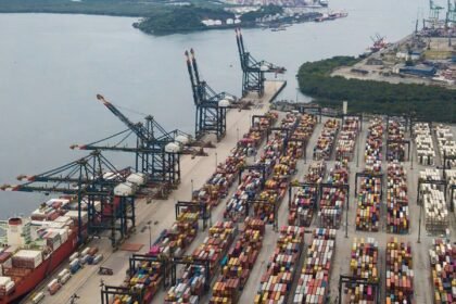 balanca-comercial-tem-superavit-recorde-para-meses-de-abril