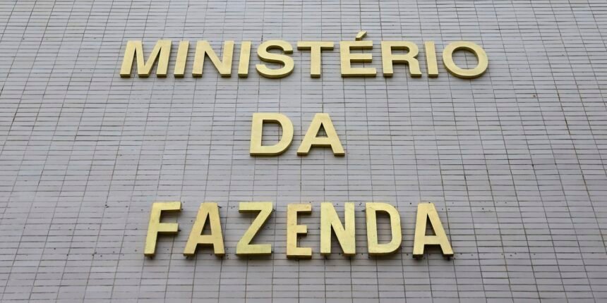 cmn-adia-bloqueio-ambiental-no-credito-rural-para-2027
