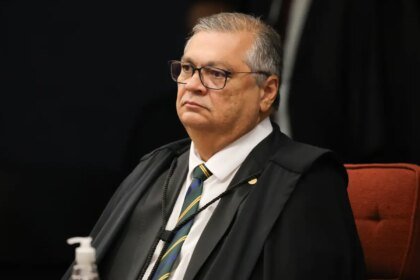 dino-abre-apuracao-sobre-emendas-para-produtora-do-filme-de-bolsonaro