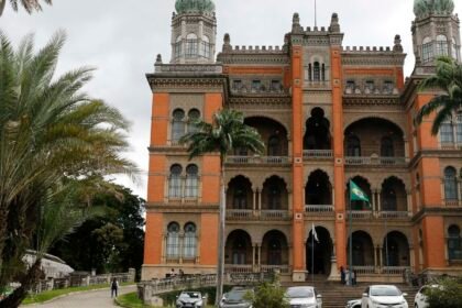 justica-federal-manda-derrubar-perfis-com-desinformacao-sobre-fiocruz
