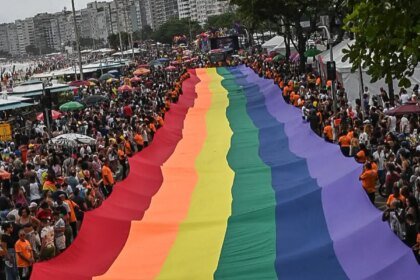 parada-lgbti+-do-rj-traz-“toda-forma-de-amor”-como-tema-em-2026