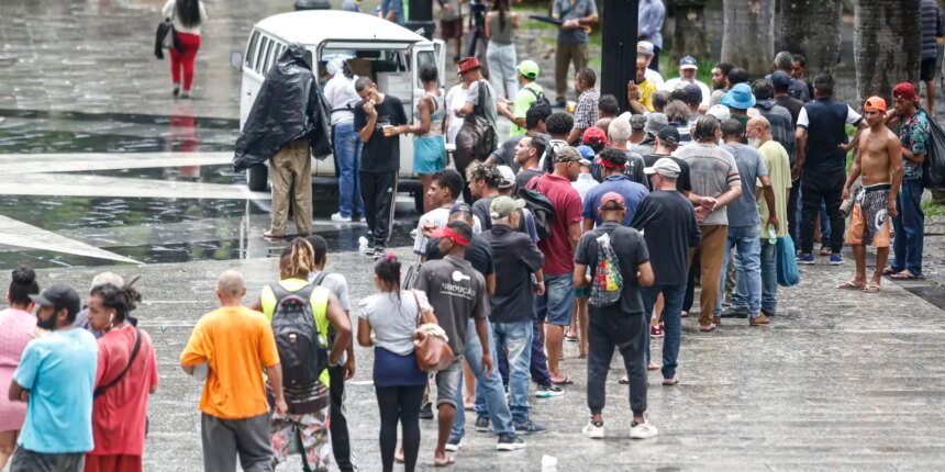 populacao-em-situacao-de-rua-passa-de-388-mil-em-maio;-sp-lidera