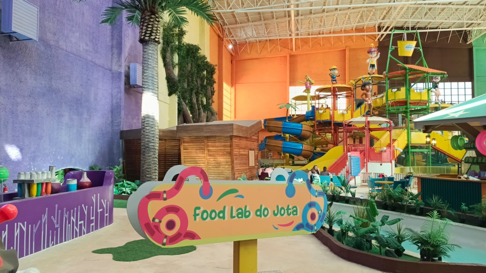 resort-em-goias-oferece-parque-aquatico,-spa-e-programacao-especial-para-julho-|-dicas-de-viagem