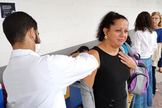 pse-garante-protecao-contra-influenza-aos-profissionais-da-educacao-na-terca