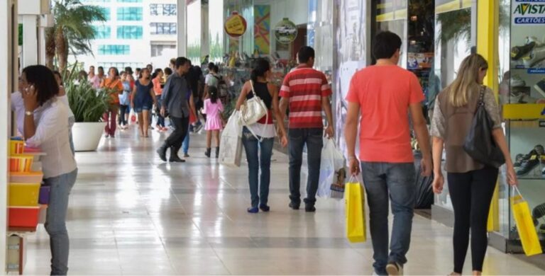 planalto-ve-consumo-aspiracional-como-desafio-para-transformar-melhora-economica-em-popularidade