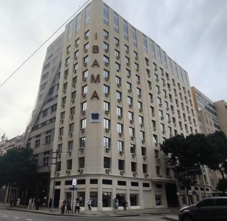 ibama-conclui-restauracao-de-predio-historico-na-praca-xv-e-projeta-espaco-cultural-aberto-ao-publico