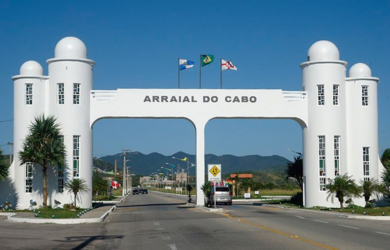 avanco-do-comando-vermelho-domina-debate-sobre-regularizacao-fundiaria-em-arraial-do-cabo