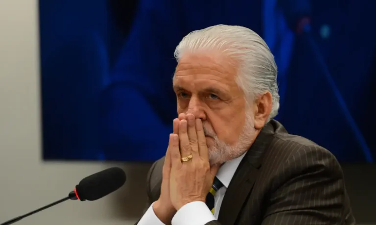 “nao-da-para-passar-pano”,-dizem-lideres-do-pt-sobre-jaques-wagner