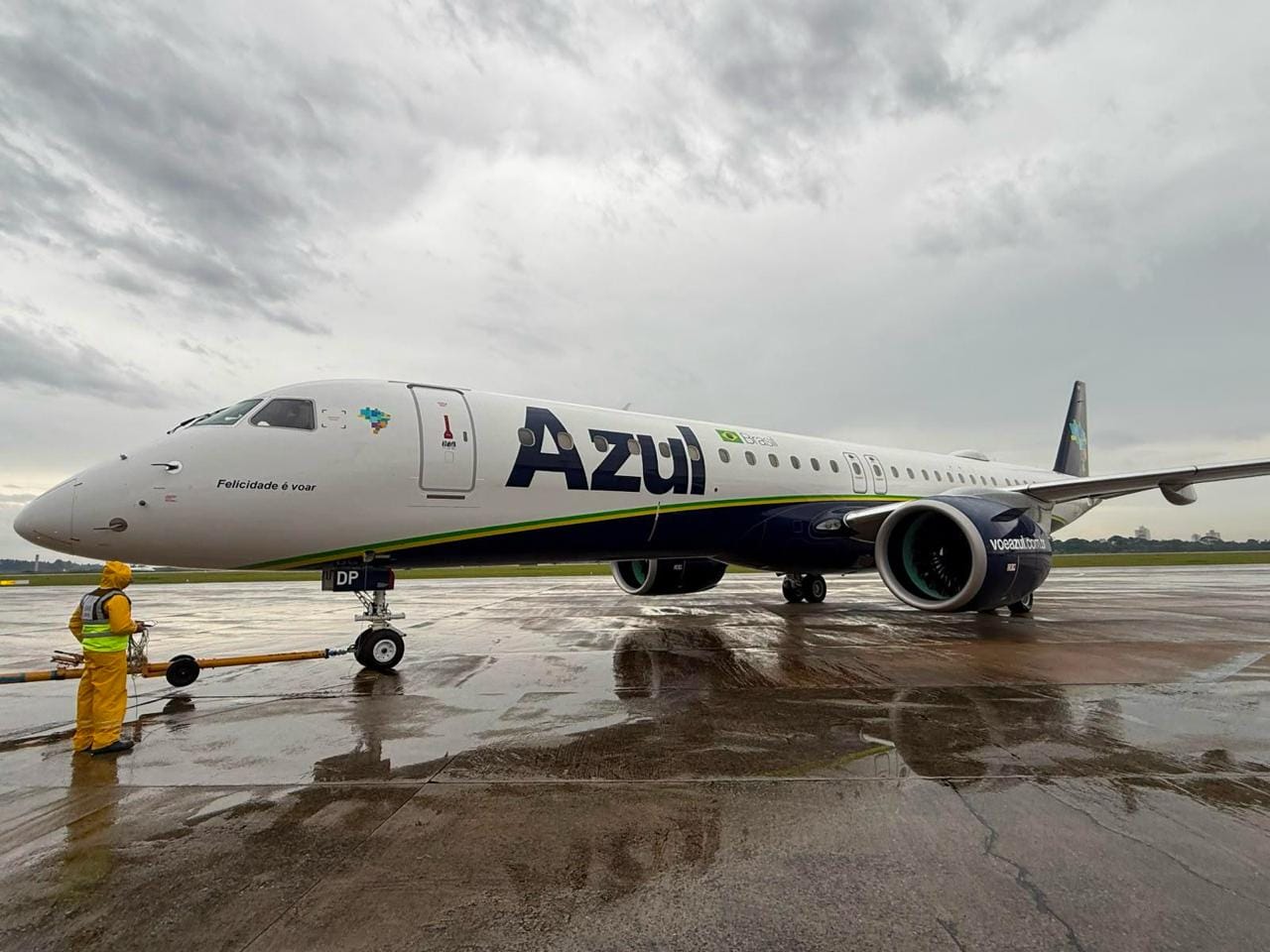 Azul recebe 48º Embraer E2 e avança na renovação da frota