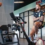 neymar-faz-novo-exame-e-segue-sem-treinar-na-selecao-brasileira