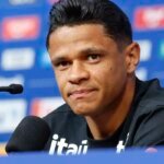 aposta-de-ancelotti,-douglas-santos-explica-apoio-tatico-a-vini-jr.